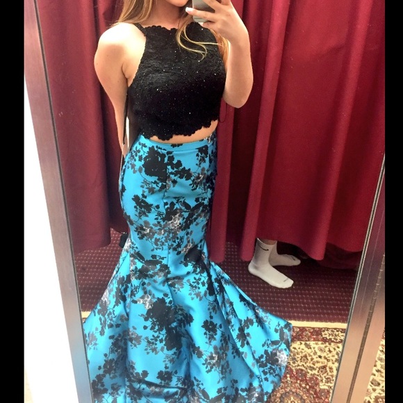 Two Piece Prom Dress - Picture 3 of 4